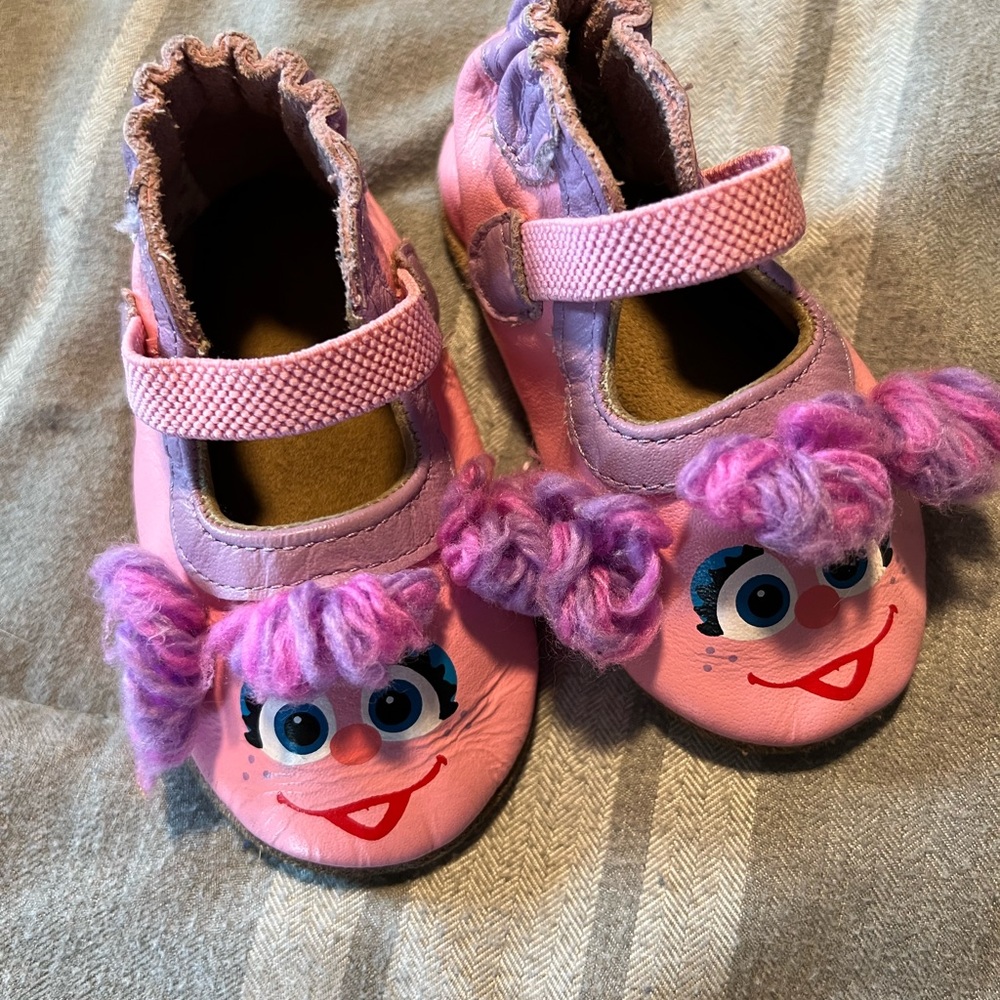 Abby Cadabby Robeez